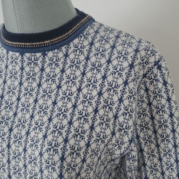 Icewear | 100% Cotton Sweater - Picture 2 of 7